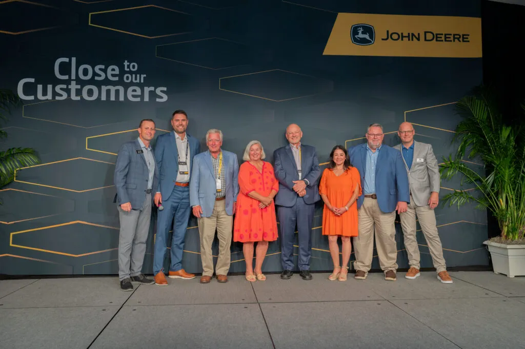 4Rivers Equipment Awarded Ninth John Deere Onyx Circle Award