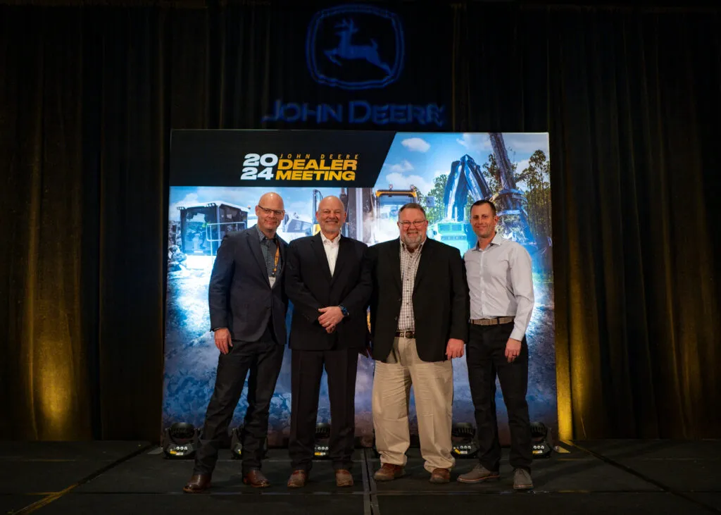 4Rivers Equipment: An Eight-Time Recipient of John Deere's Onyx Circle Award