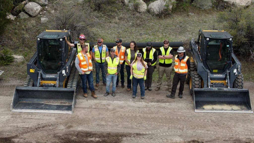 4Rivers and the CCA Emerging Leaders Council Give Back